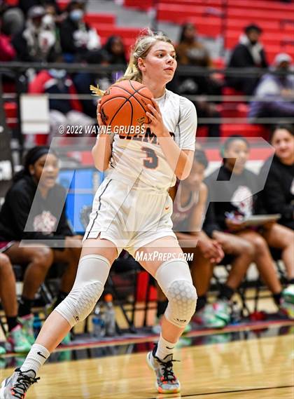 Thumbnail 3 in Gilmer vs. Liberty Eylau  photogallery.