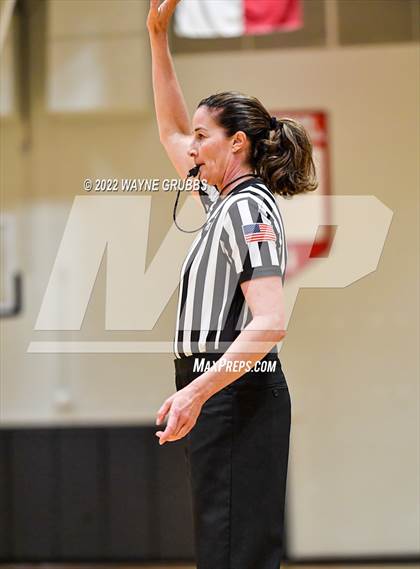 Thumbnail 2 in Gilmer vs. Liberty Eylau  photogallery.