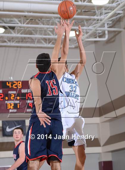 Thumbnail 2 in Viewpoint vs Crescenta Valley (MaxPreps Holiday Classic) photogallery.
