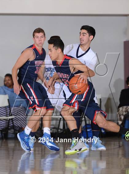 Thumbnail 1 in Viewpoint vs Crescenta Valley (MaxPreps Holiday Classic) photogallery.