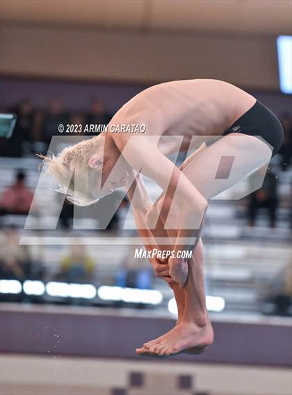 Thumbnail 3 in UIL Region IV-6A Boys Diving Finals photogallery.