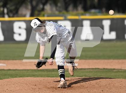 Thumbnail 3 in Villa Park @ Canyon photogallery.