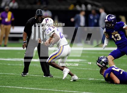 Thumbnail 2 in Logansport vs. Homer (LHSAA 1A Final)  photogallery.