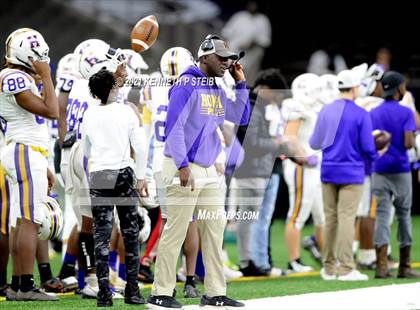 Thumbnail 1 in Logansport vs. Homer (LHSAA 1A Final)  photogallery.