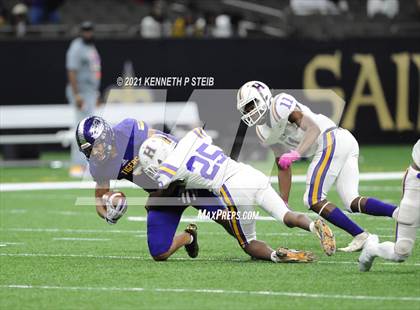 Thumbnail 3 in Logansport vs. Homer (LHSAA 1A Final)  photogallery.