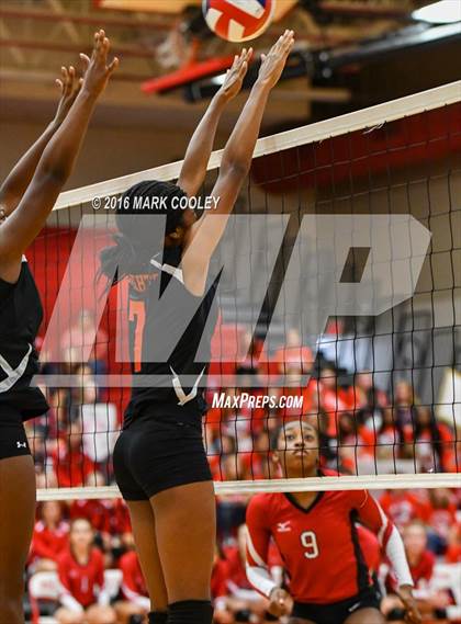 Thumbnail 3 in Harker Heights @ Belton photogallery.