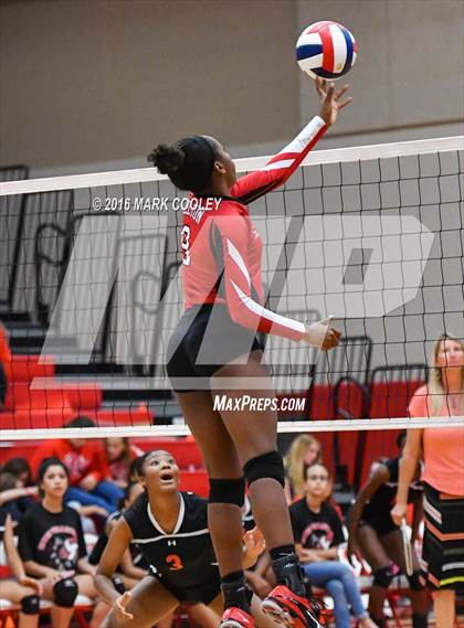 Thumbnail 3 in Harker Heights @ Belton photogallery.