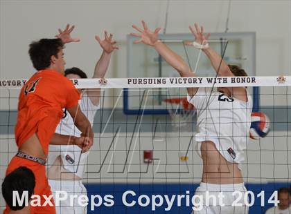 Thumbnail 1 in Huntington Beach vs. Loyola (CIF SoCal D1 Regional Final) photogallery.