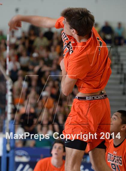 Thumbnail 2 in Huntington Beach vs. Loyola (CIF SoCal D1 Regional Final) photogallery.