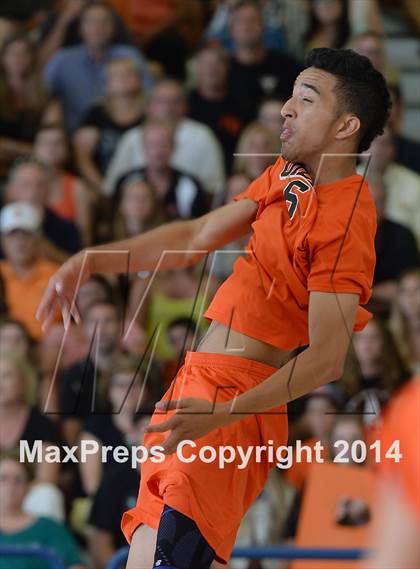 Thumbnail 1 in Huntington Beach vs. Loyola (CIF SoCal D1 Regional Final) photogallery.