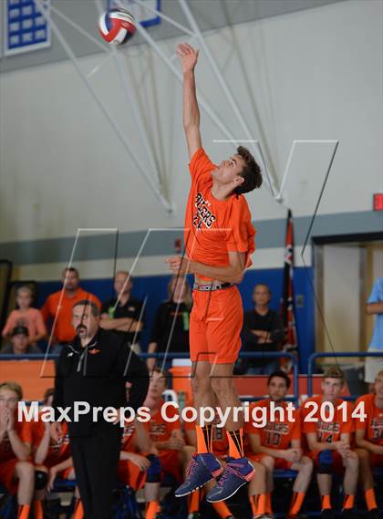 Thumbnail 1 in Huntington Beach vs. Loyola (CIF SoCal D1 Regional Final) photogallery.