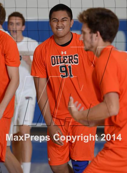 Thumbnail 3 in Huntington Beach vs. Loyola (CIF SoCal D1 Regional Final) photogallery.