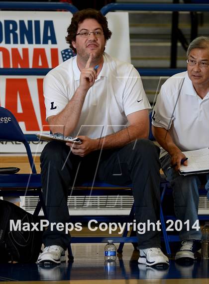 Thumbnail 3 in Huntington Beach vs. Loyola (CIF SoCal D1 Regional Final) photogallery.