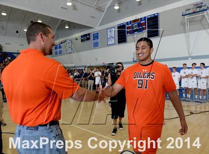 Thumbnail 1 in Huntington Beach vs. Loyola (CIF SoCal D1 Regional Final) photogallery.