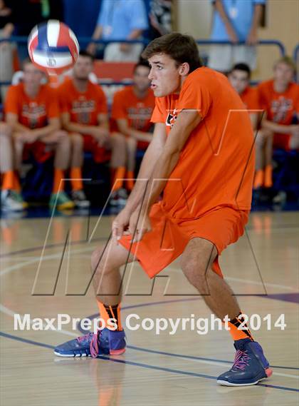 Thumbnail 1 in Huntington Beach vs. Loyola (CIF SoCal D1 Regional Final) photogallery.