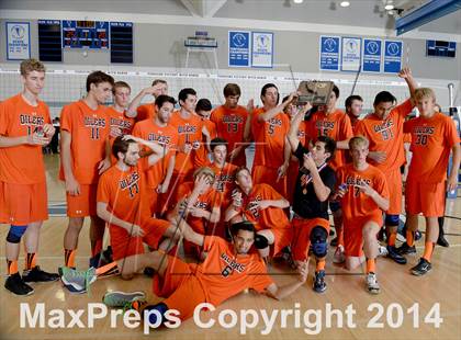Thumbnail 2 in Huntington Beach vs. Loyola (CIF SoCal D1 Regional Final) photogallery.