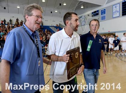 Thumbnail 3 in Huntington Beach vs. Loyola (CIF SoCal D1 Regional Final) photogallery.