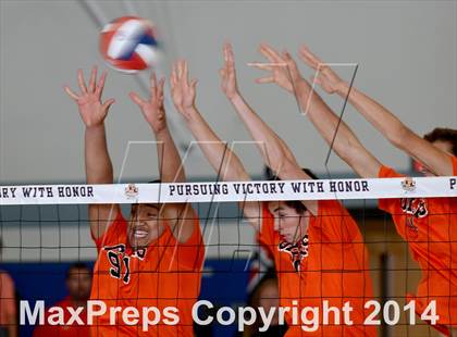 Thumbnail 2 in Huntington Beach vs. Loyola (CIF SoCal D1 Regional Final) photogallery.