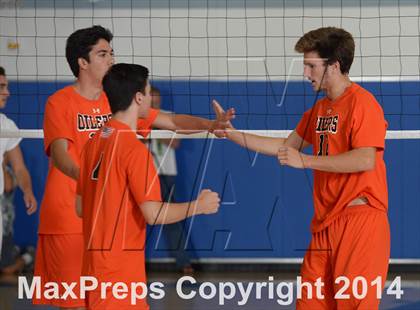 Thumbnail 1 in Huntington Beach vs. Loyola (CIF SoCal D1 Regional Final) photogallery.