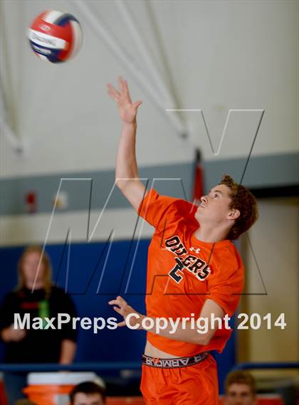Thumbnail 3 in Huntington Beach vs. Loyola (CIF SoCal D1 Regional Final) photogallery.