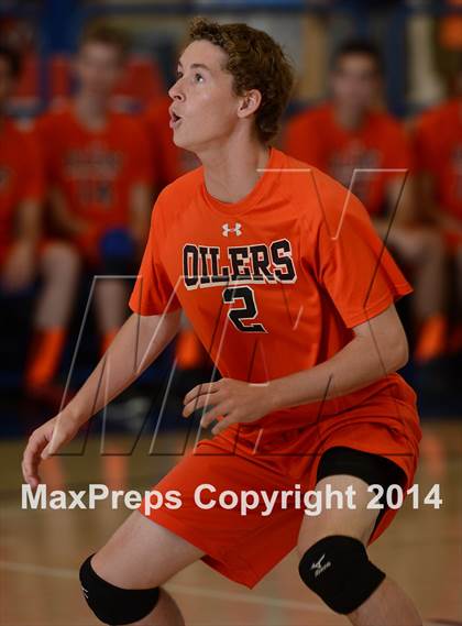 Thumbnail 1 in Huntington Beach vs. Loyola (CIF SoCal D1 Regional Final) photogallery.