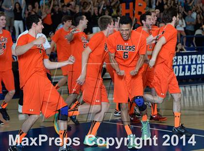 Thumbnail 3 in Huntington Beach vs. Loyola (CIF SoCal D1 Regional Final) photogallery.