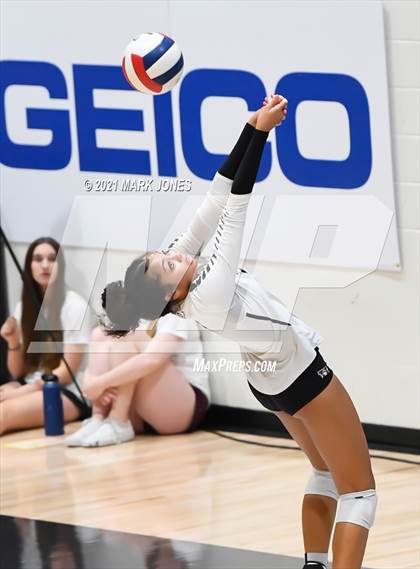 Thumbnail 2 in Marymount @ Hamilton - GEICO Girls Invitational photogallery.