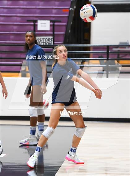 Thumbnail 2 in Marymount @ Hamilton - GEICO Girls Invitational photogallery.