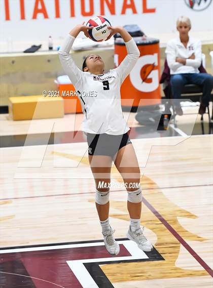 Thumbnail 2 in Marymount @ Hamilton - GEICO Girls Invitational photogallery.