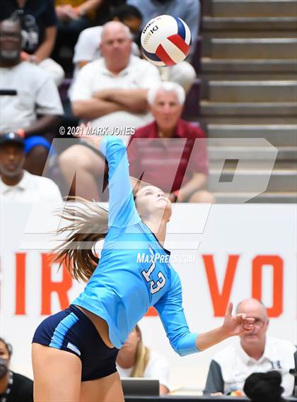 Thumbnail 2 in Marymount @ Hamilton - GEICO Girls Invitational photogallery.