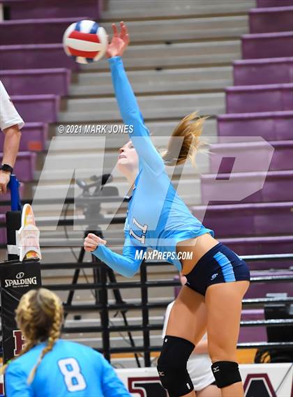 Thumbnail 2 in Marymount @ Hamilton - GEICO Girls Invitational photogallery.
