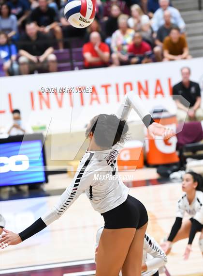 Thumbnail 3 in Marymount @ Hamilton - GEICO Girls Invitational photogallery.