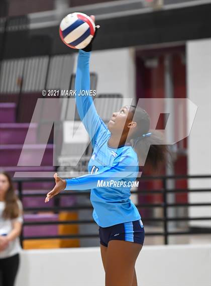 Thumbnail 3 in Marymount @ Hamilton - GEICO Girls Invitational photogallery.