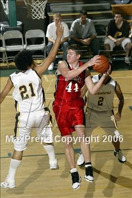 Thumbnail 3 in Montgomery vs. Frances Parker (Torrey Pines Holiday Classic) photogallery.