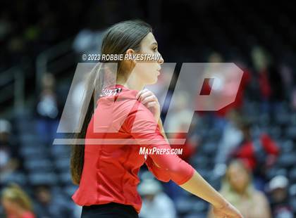 Thumbnail 3 in Columbus vs. Gunter (UIL 3A Volleyball Semifinal) photogallery.