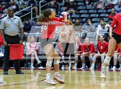Thumbnail 1 in Columbus vs. Gunter (UIL 3A Volleyball Semifinal) photogallery.