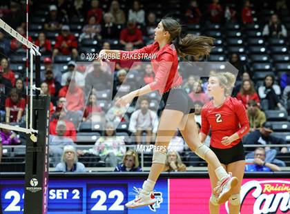 Thumbnail 3 in Columbus vs. Gunter (UIL 3A Volleyball Semifinal) photogallery.