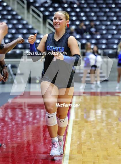 Thumbnail 2 in Columbus vs. Gunter (UIL 3A Volleyball Semifinal) photogallery.