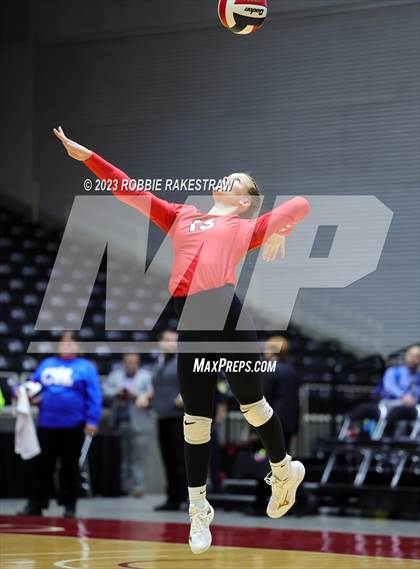 Thumbnail 2 in Columbus vs. Gunter (UIL 3A Volleyball Semifinal) photogallery.