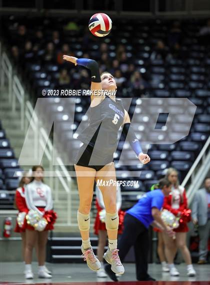 Thumbnail 3 in Columbus vs. Gunter (UIL 3A Volleyball Semifinal) photogallery.