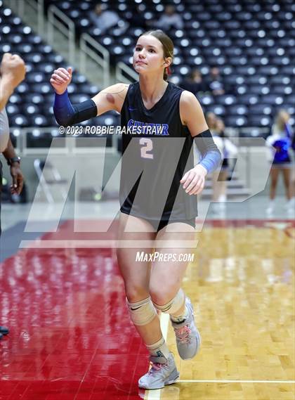 Thumbnail 2 in Columbus vs. Gunter (UIL 3A Volleyball Semifinal) photogallery.