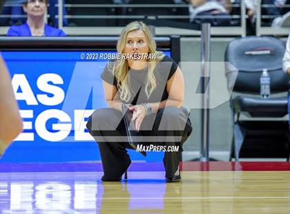Thumbnail 2 in Columbus vs. Gunter (UIL 3A Volleyball Semifinal) photogallery.