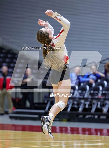 Thumbnail 3 in Columbus vs. Gunter (UIL 3A Volleyball Semifinal) photogallery.