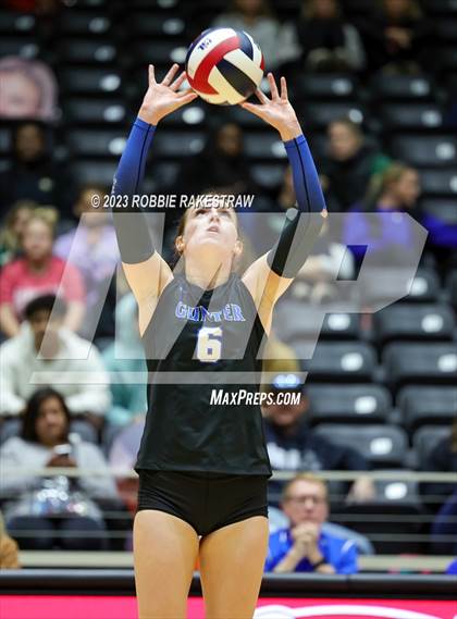 Thumbnail 1 in Columbus vs. Gunter (UIL 3A Volleyball Semifinal) photogallery.