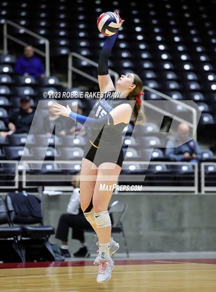 Thumbnail 3 in Columbus vs. Gunter (UIL 3A Volleyball Semifinal) photogallery.