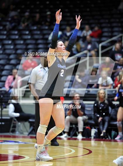 Thumbnail 1 in Columbus vs. Gunter (UIL 3A Volleyball Semifinal) photogallery.