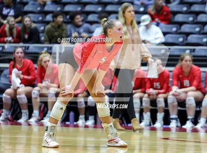 Thumbnail 2 in Columbus vs. Gunter (UIL 3A Volleyball Semifinal) photogallery.