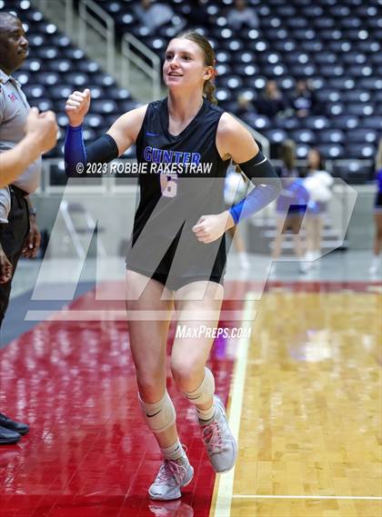 Thumbnail 1 in Columbus vs. Gunter (UIL 3A Volleyball Semifinal) photogallery.