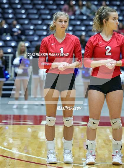Thumbnail 2 in Columbus vs. Gunter (UIL 3A Volleyball Semifinal) photogallery.
