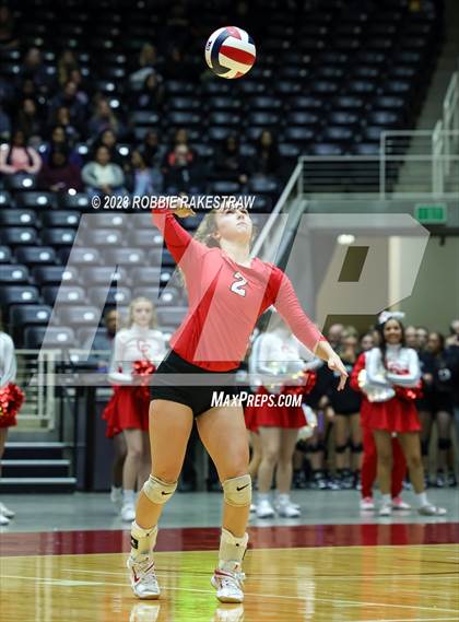 Thumbnail 2 in Columbus vs. Gunter (UIL 3A Volleyball Semifinal) photogallery.